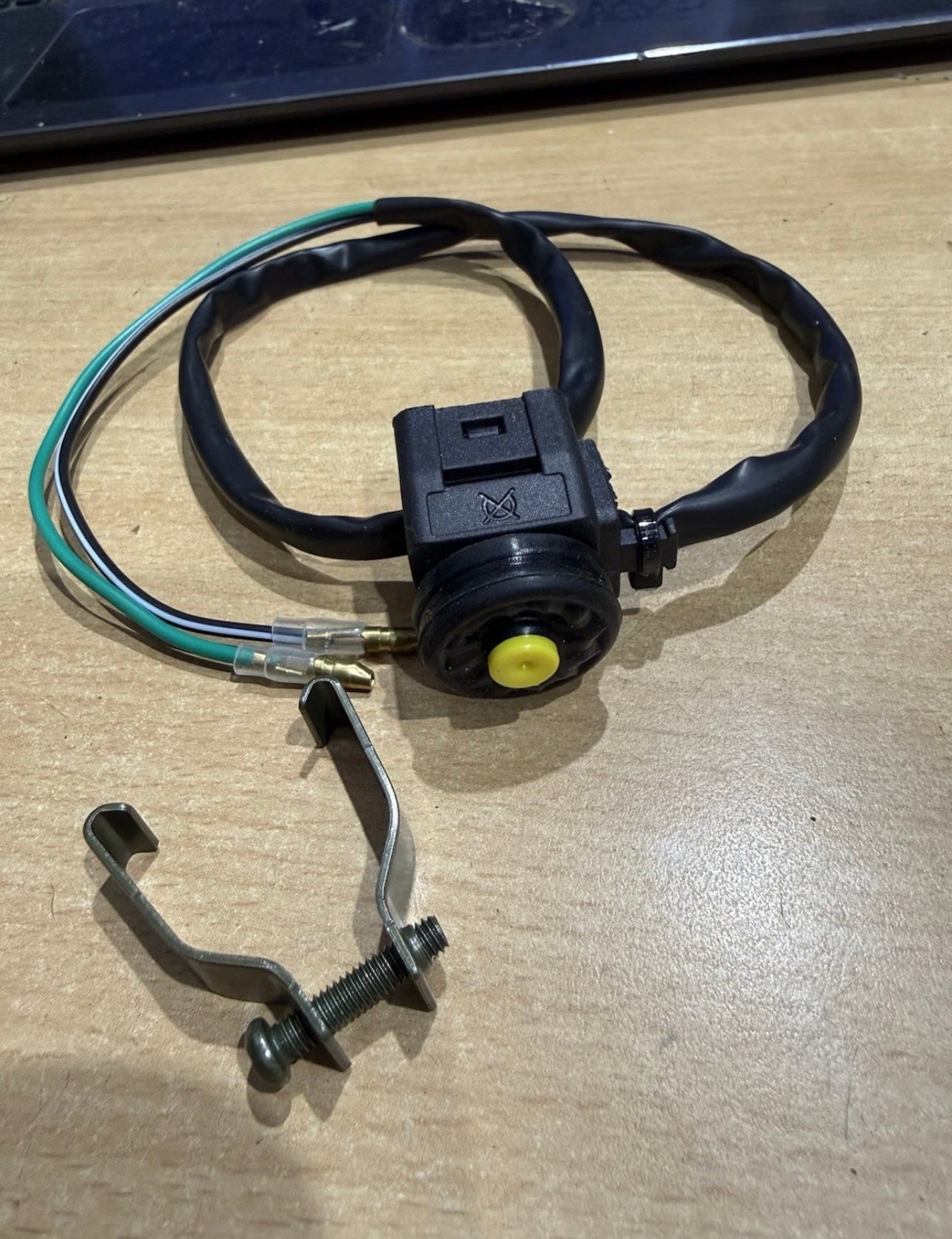 Universal 12V Momentary Push Button Horn Switch | 22mm (7/8”) Motorcycle Handlebar Switch
