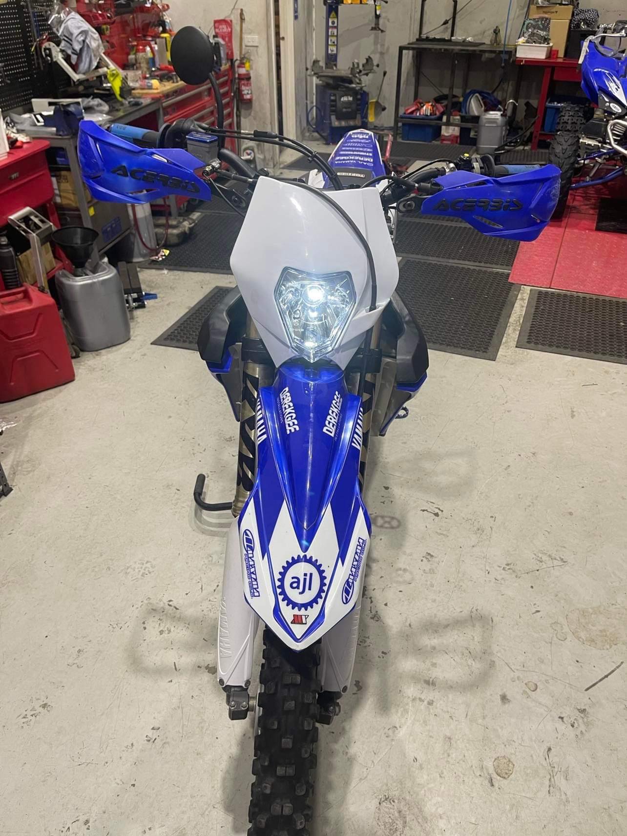 Rec Reg Kit AC & DC - WITH HEADLIGHT (Recreational registration)