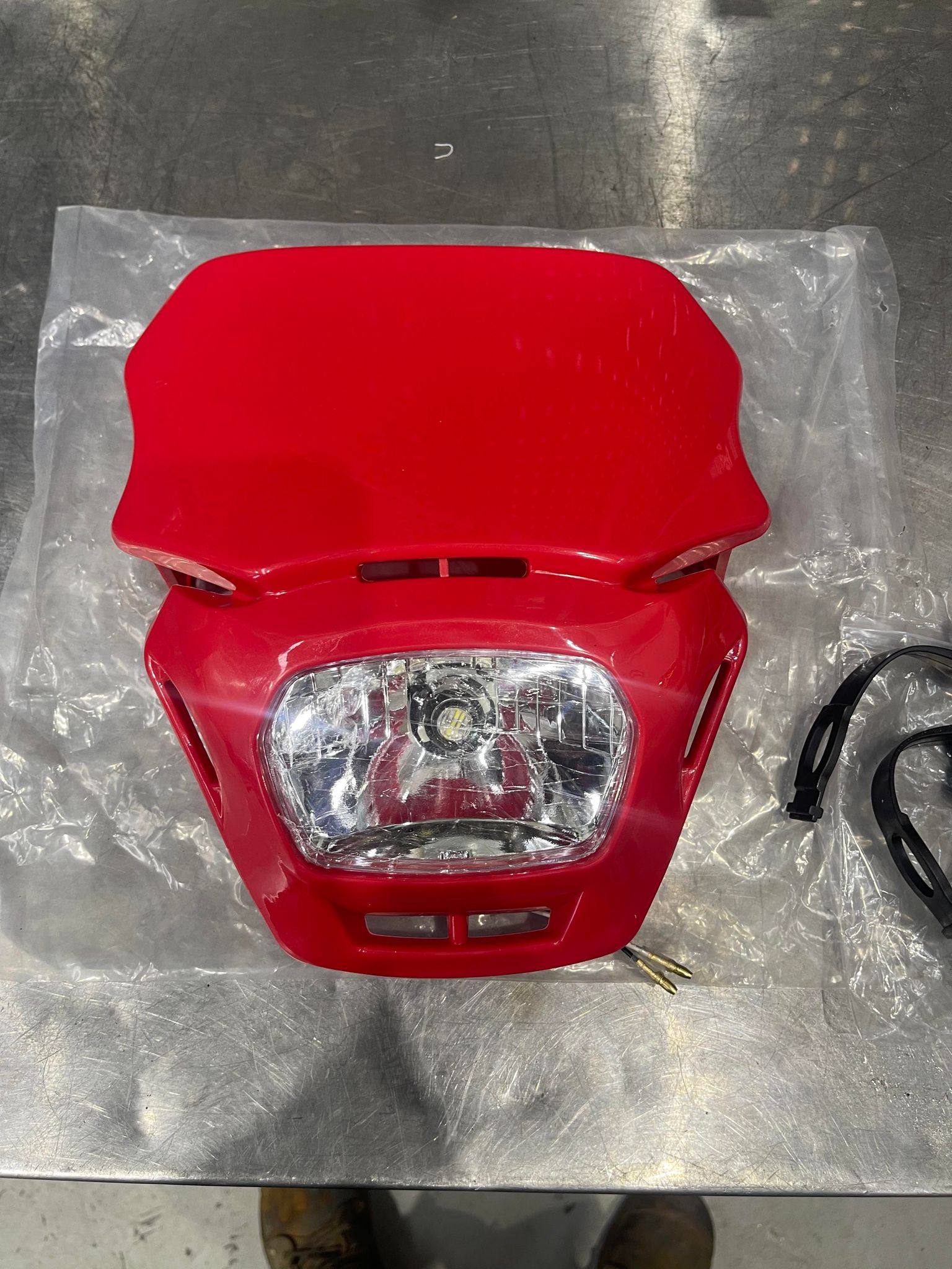 Red LED headlight unit